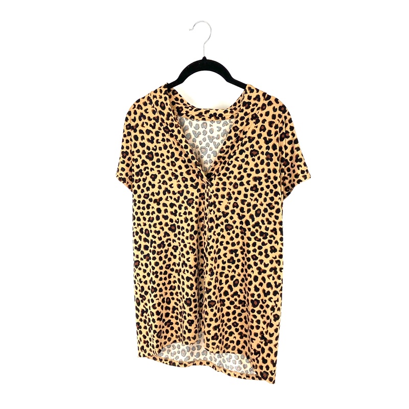Short Sleeve Cheetah Print Top – Size 6-8