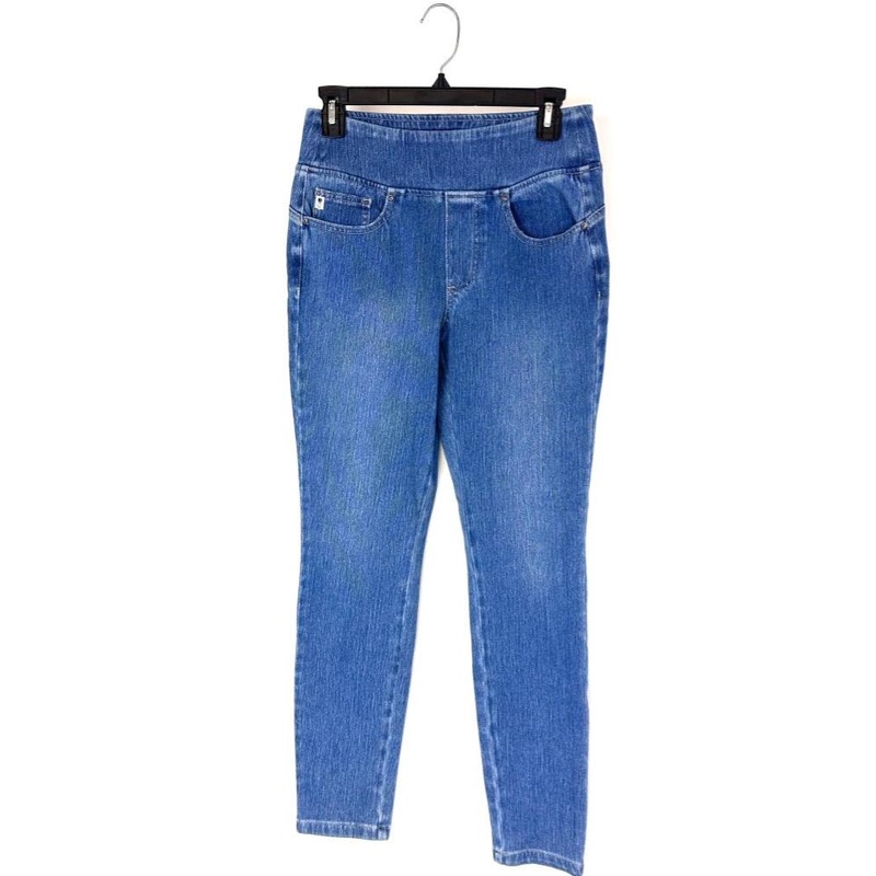 Medium Wash Skinny Jeans – Size 6
