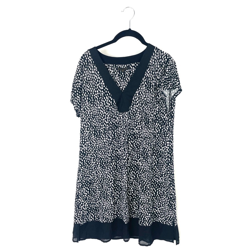 Black and White Printed Night Gown – Small