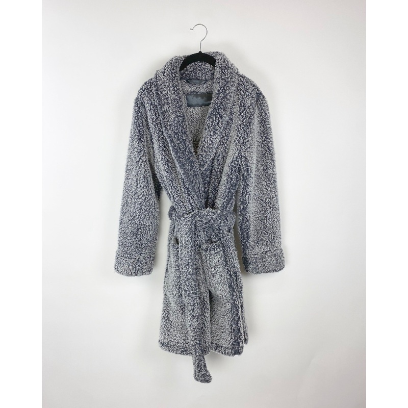 Grey Fluffy Short Tie Robe – Small