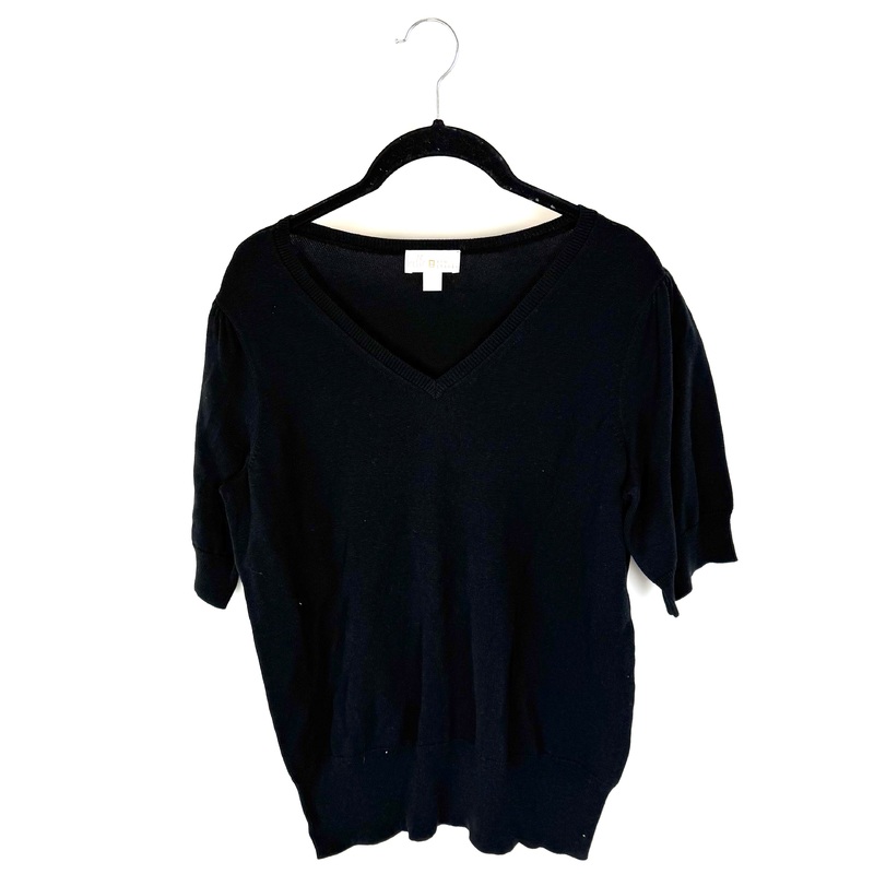 Black Short Sleeve Sweater – Size 6/8