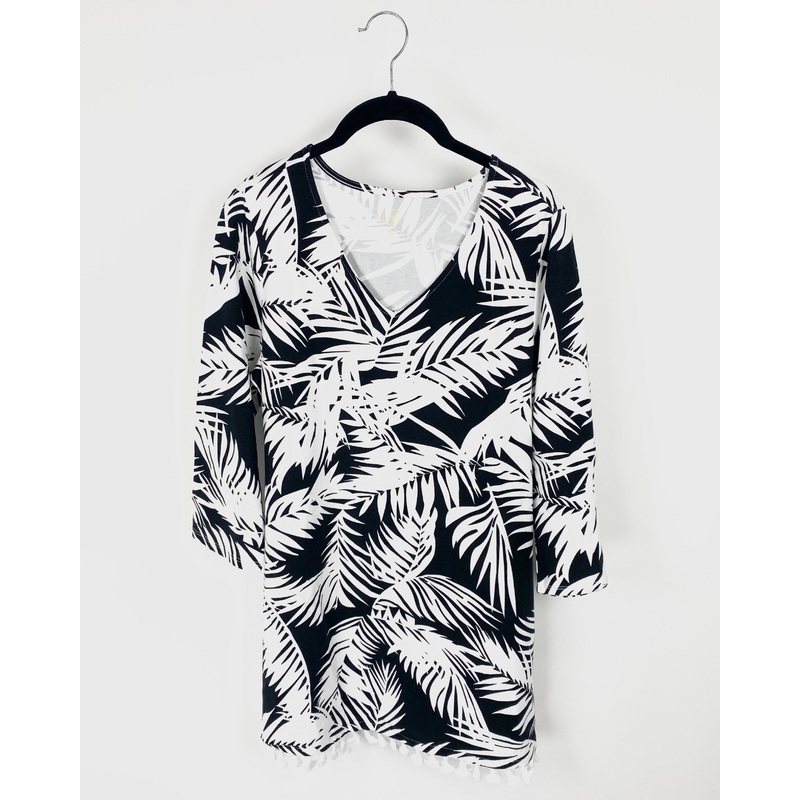 Black and White Tropical Printed Top with Tassels – Small/Medium