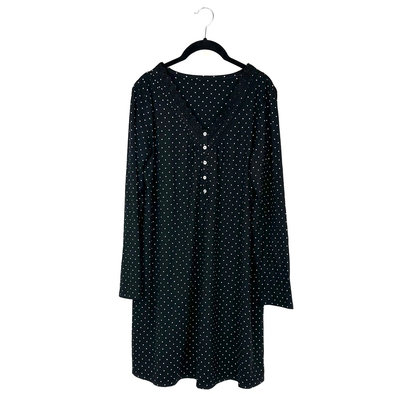 Long Sleeve Polka Dot Nightgown – Medium