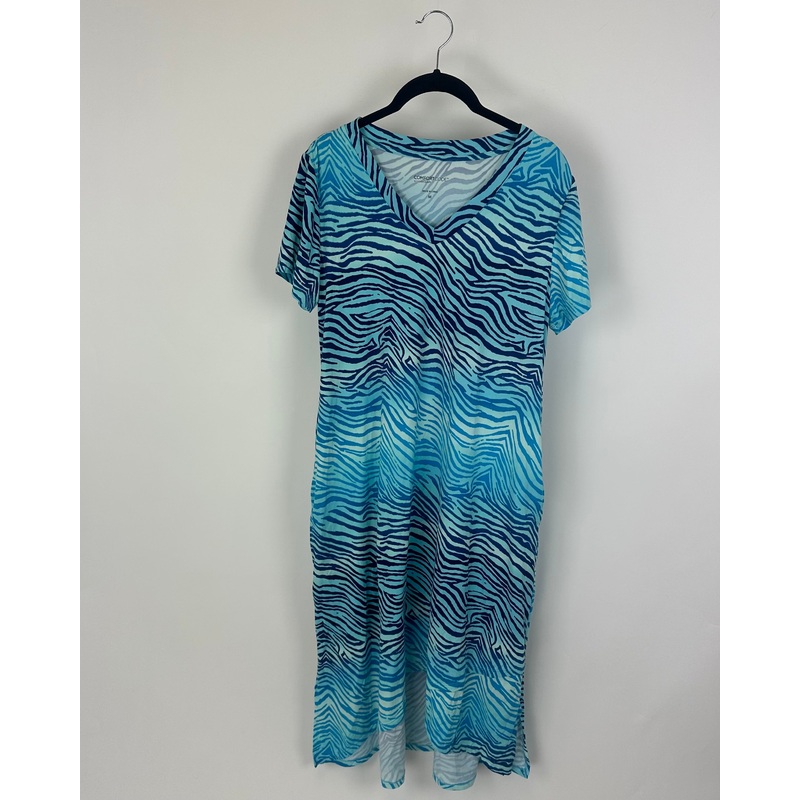 Blue Flowy Short Sleeve Dress – Size 8/10