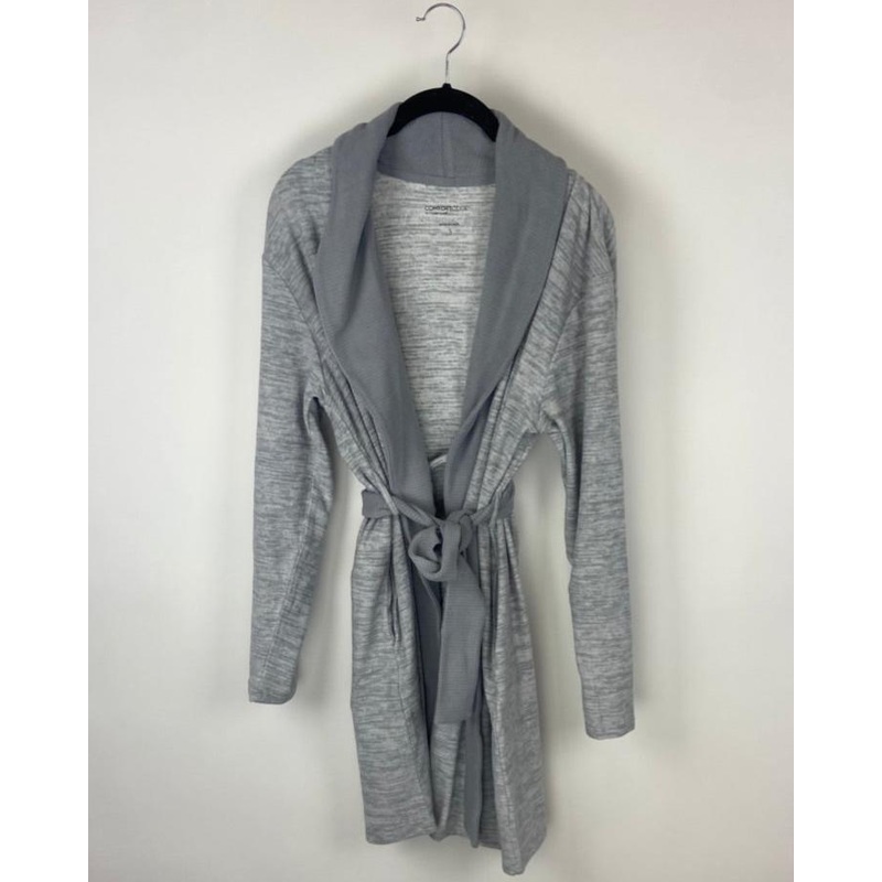 Grey Robe – Size 6/8 Small