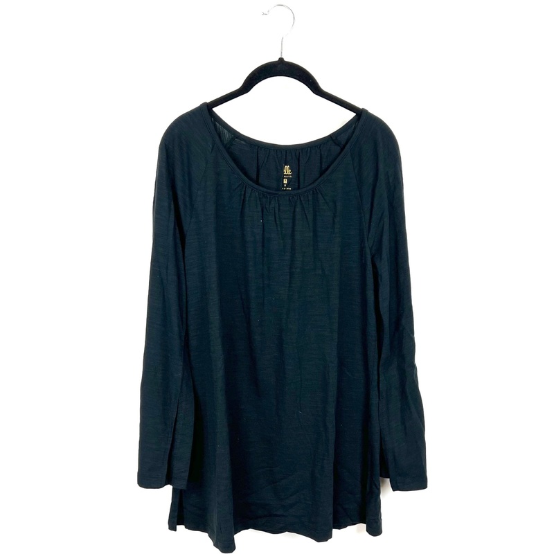 Black Cropped Long Sleeve Top – Small/Medium