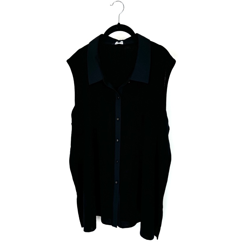 Black Sleeveless Knit Button Up Blouse – Size 3X