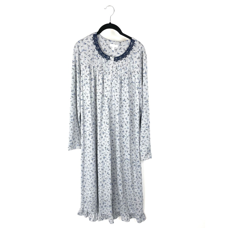 Heather Grey Nightgown With Blue Flowers – Medium