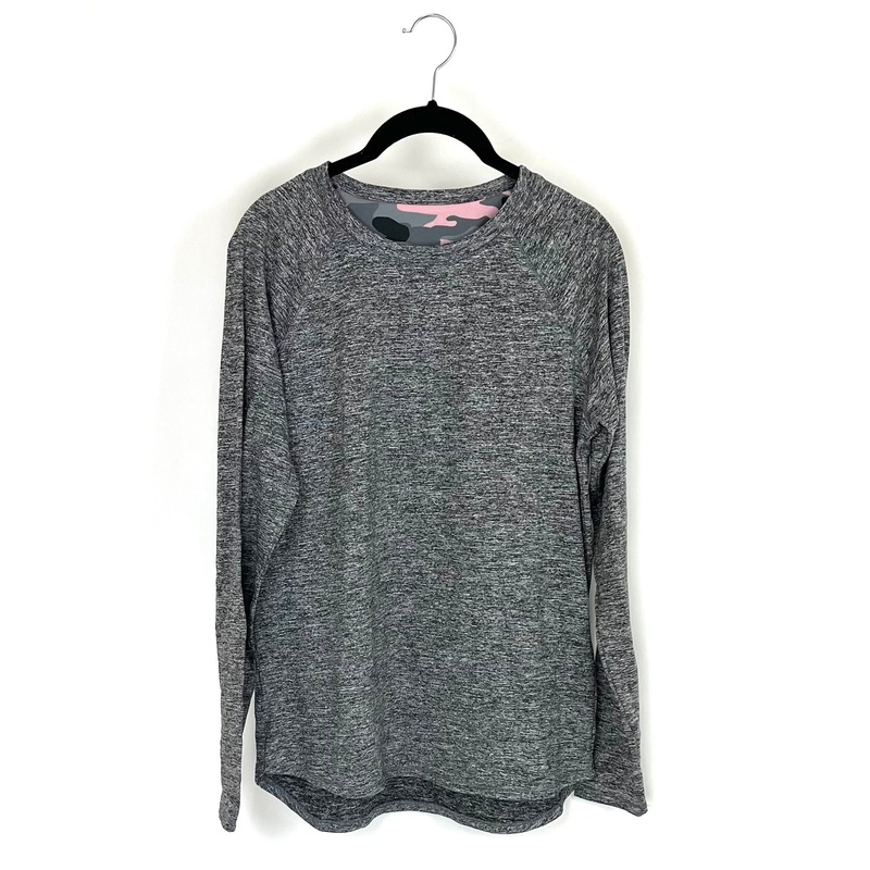 Black and Gray Speckled Long Sleeve – Small