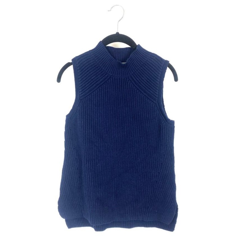 Sleeveless Navy Blue Sweater – Small Small