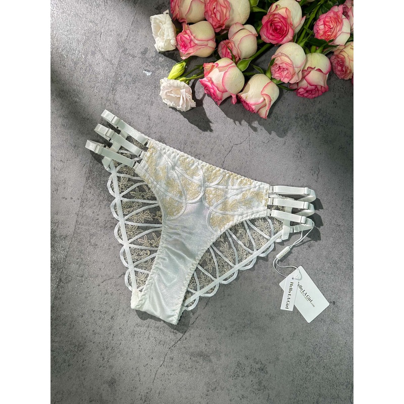 White&Gold  Embroidery Thong WHITE S
