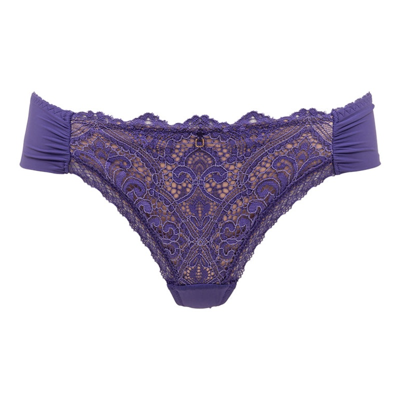 Wendy Smoothing Thong 23A2 M (US S) Black