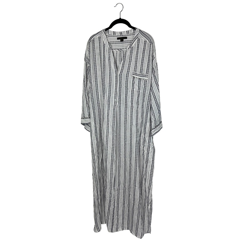 Long Sleeve White and Navy Lounge Dress – 2X