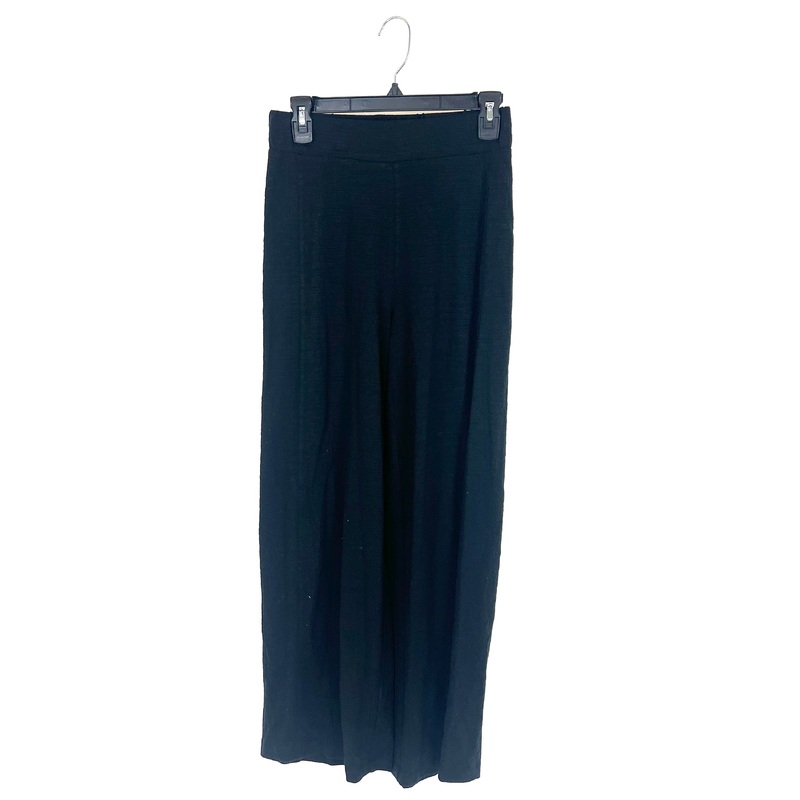 Black Texture Lounge Pants – Size 2/4