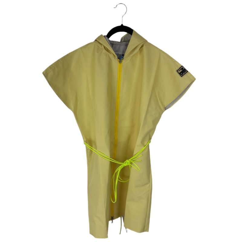 Butter Yellow Short Sleeve Raincoat With Bungee Belt – Size 2/4,  4/6 and 6/8 Small (Size 2/4)