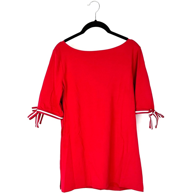 Red T-Shirt With Red And White Stripe Sleeve Detailing – Size 6-8
