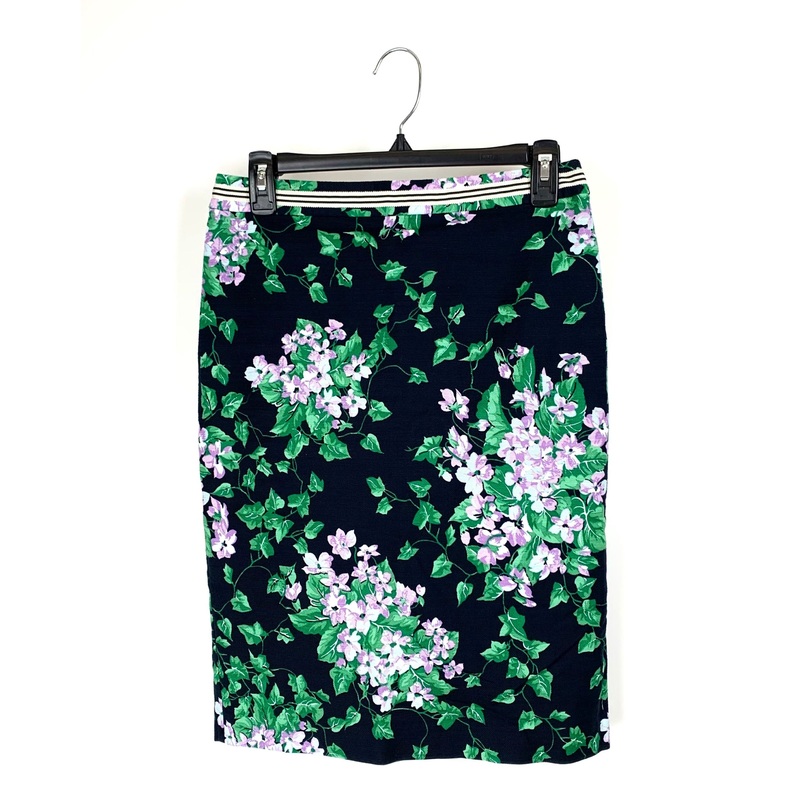 Black Skirt With Colorful Floral Print – Size 2