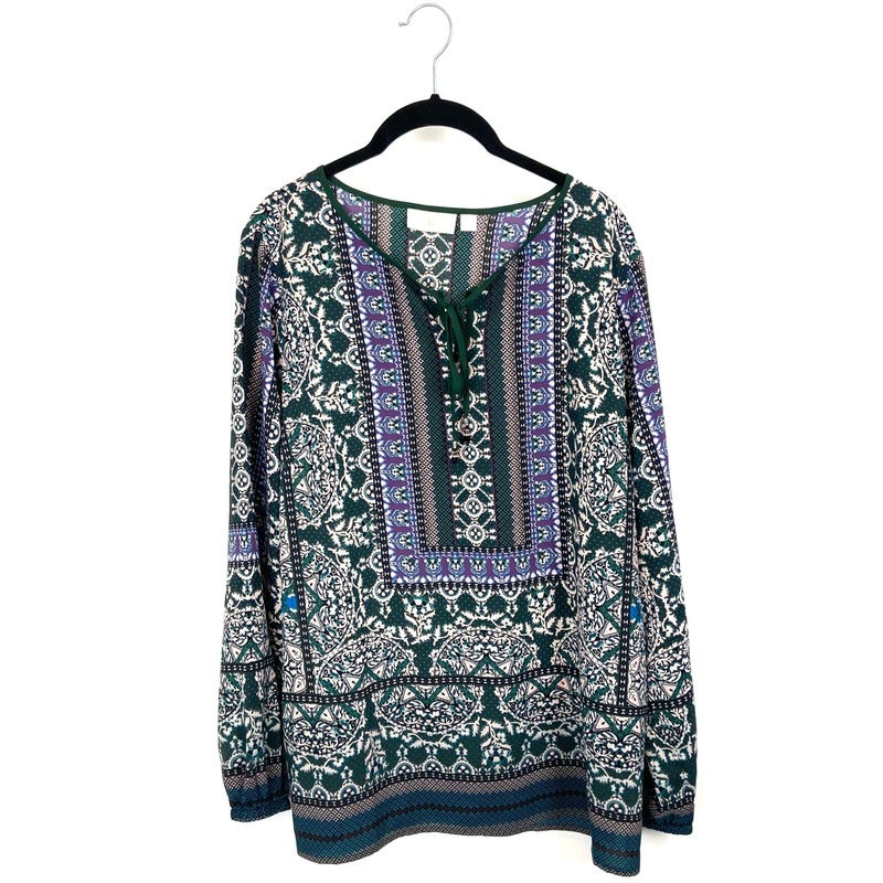 Abstract Printed Long Sleeve Top with Front Tie – Medium/Large