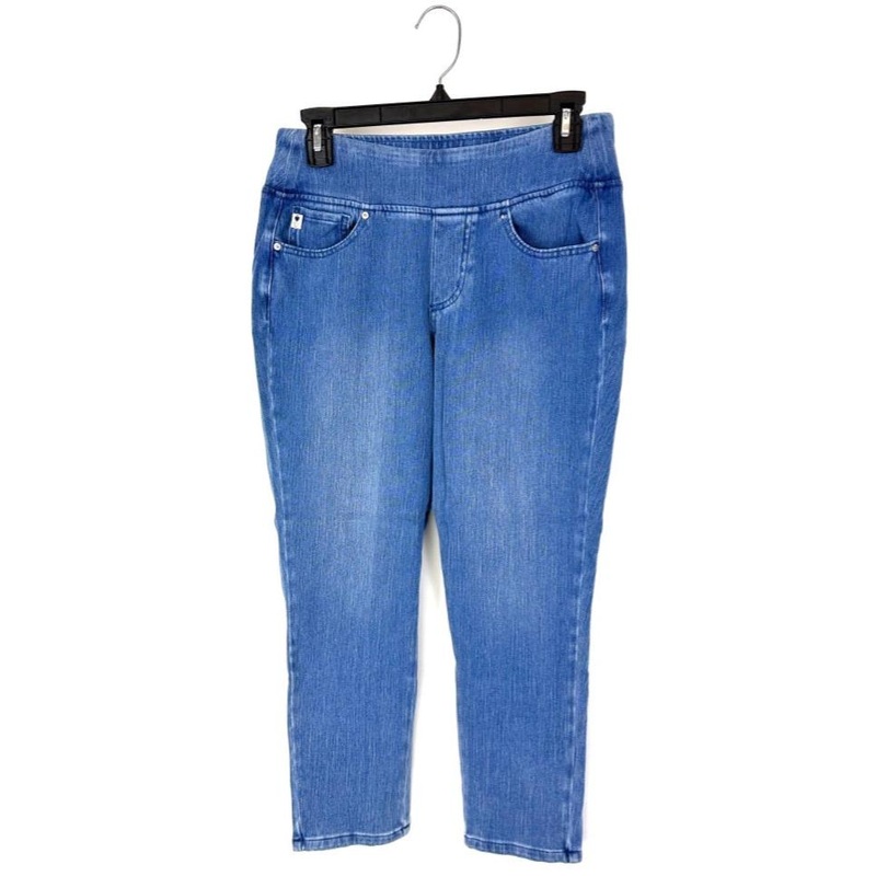 Cropped Ankle Medium Wash Jeans – Size 6