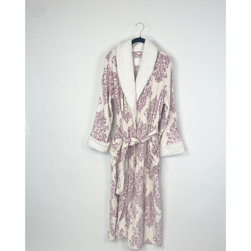 Purple And White Paisley Soft Robe – Small