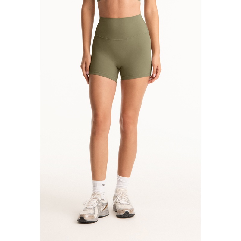 AIRLUXE BREATHE PARKE SHORTS – BEACHGRASS Beach Grass XS