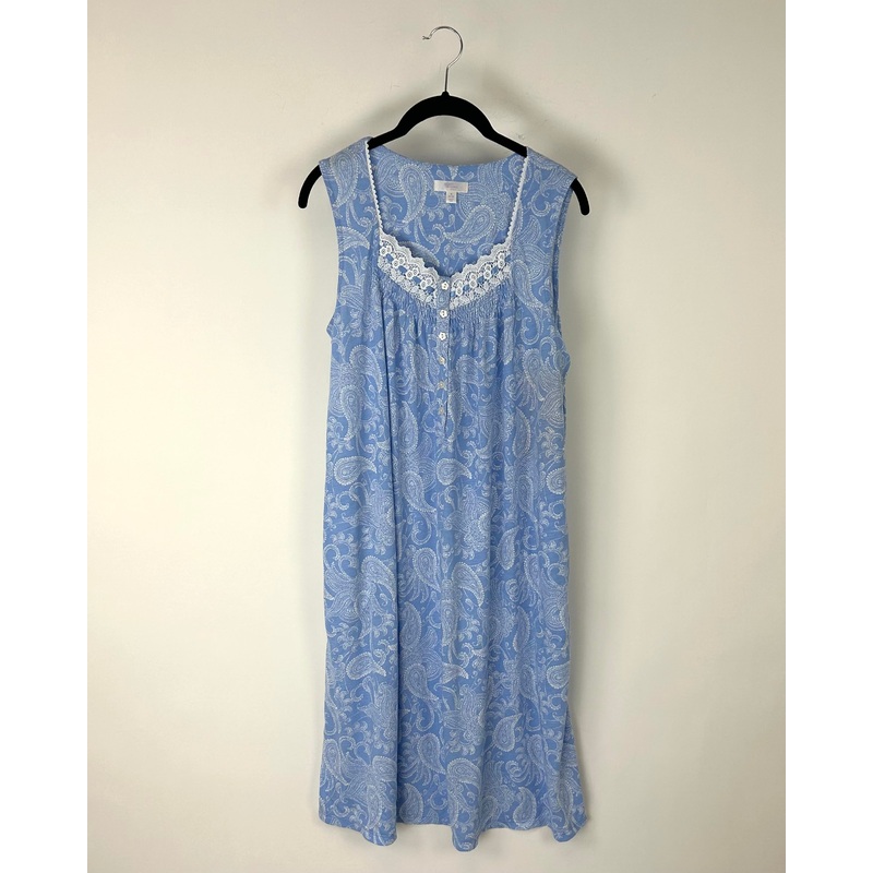 Blue and White Printed Nightgown – Size 8-10