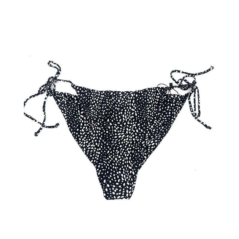 Black And White Ultra Cheeky Bottoms – Extra Large and Extra Extra Large Extra Large (Size 12/14)