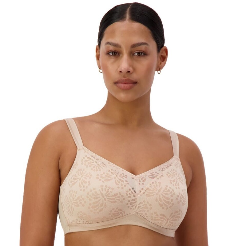 Triumph Lacy Minimiser Wire-free Bra – New Beige 32D