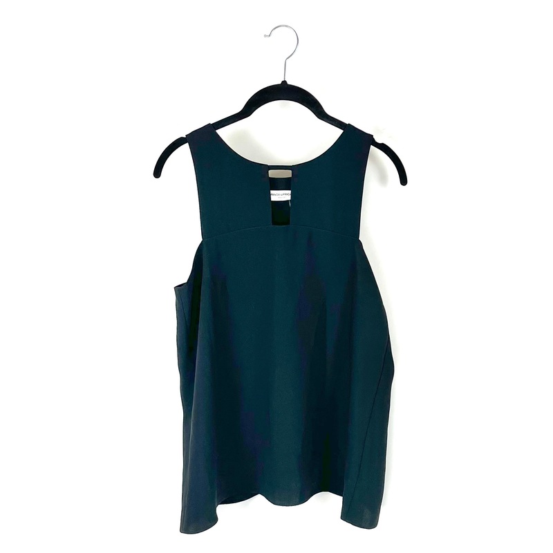 Black Sleeveless Blouse – Size 4/6