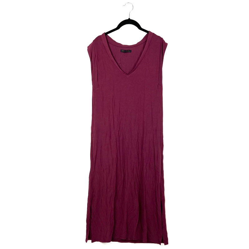 Maroon Nightgown With Pockets – Size 4/6