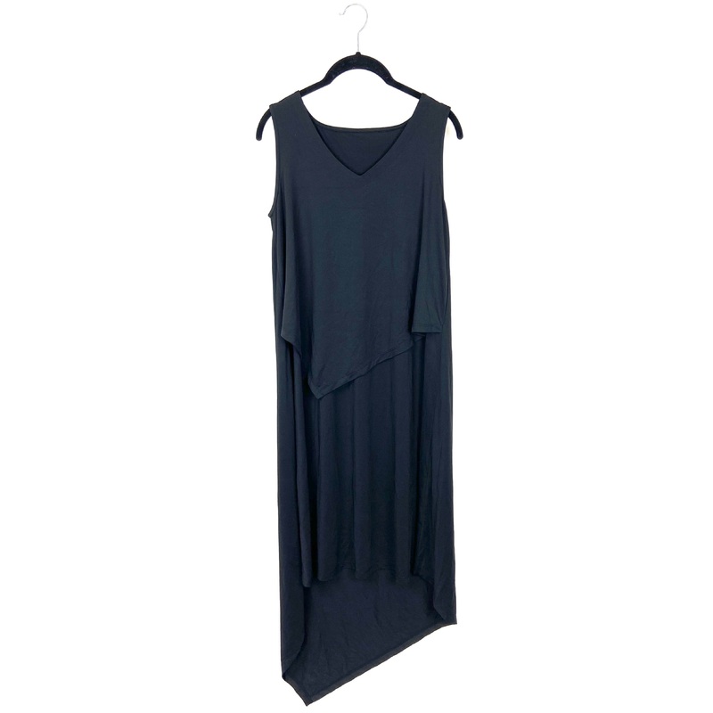 Black V-Neck Dress – 1X 1x