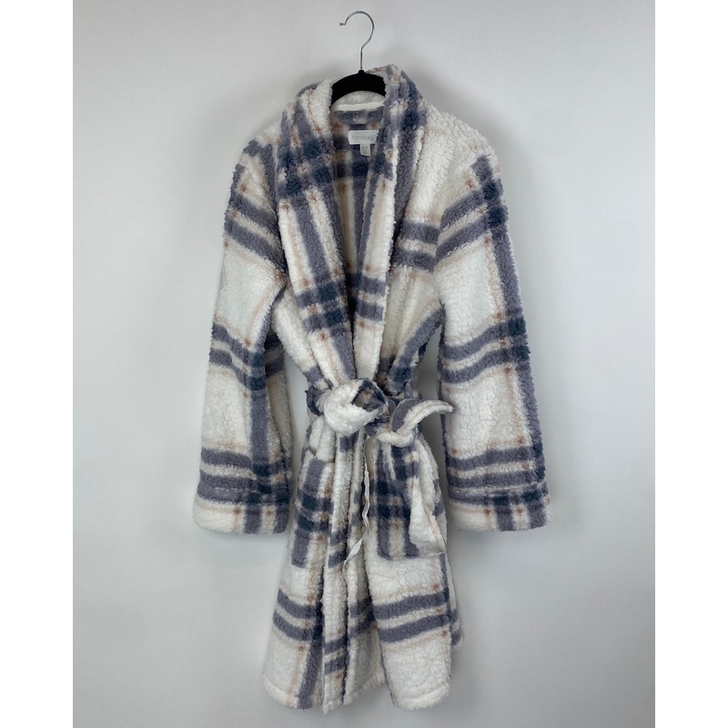 Grey And White Stripe Robe – Small