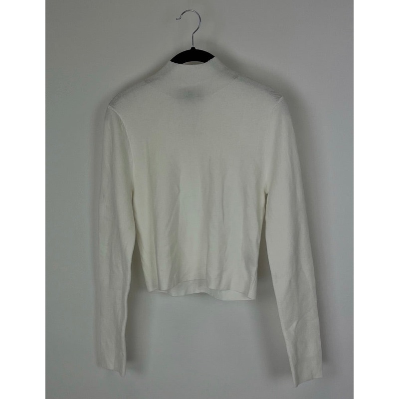 White Turtleneck Sweater – Size 14/16 1X (14/16)