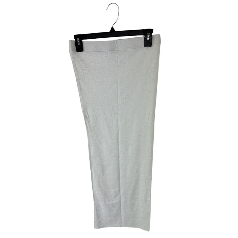 White Embossed Cover Up Skirt – XS/S, M/L, XL/XXL Extra Small/Small
