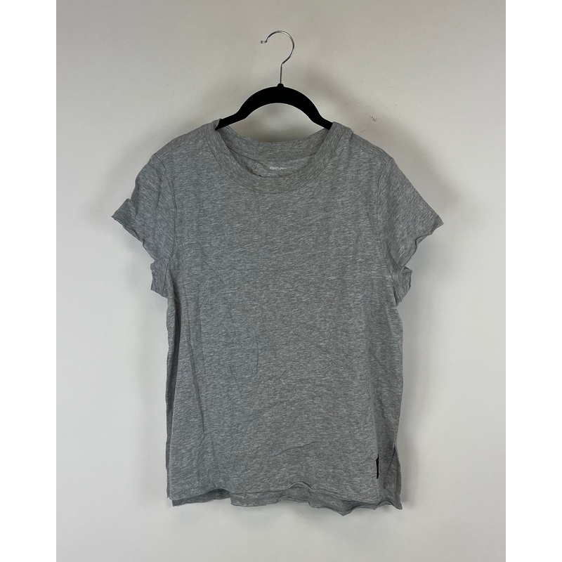 Light Gray Cap Sleeve T-Shirt With Black Logo – Small