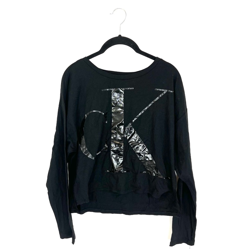 Black Logo Long Sleeve – Small