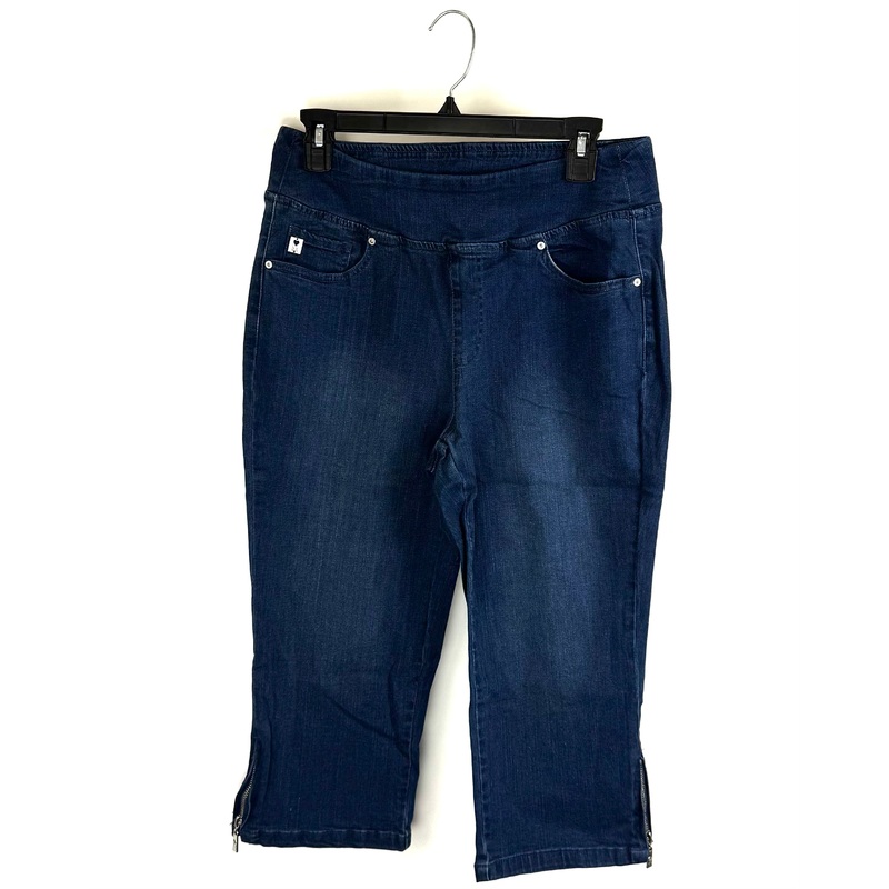 Dark Wash Cropped Zipper Jeans – Size 12