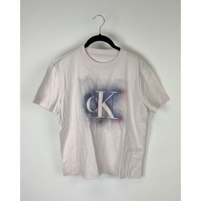 Beige Spray Paint Design Short Sleeve Top – Small