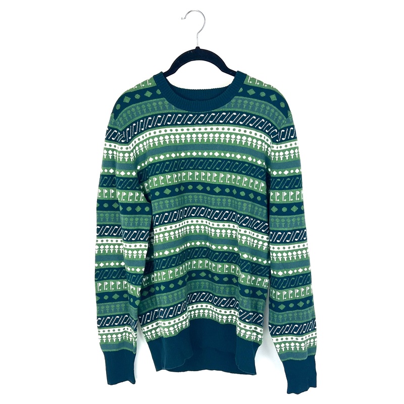Golf Club and Flag Design Sweater – Unisex – Mens Medium / Womens Large