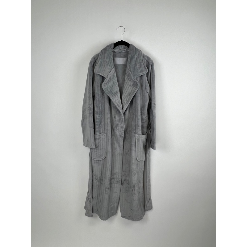 Grey Fuzzy Robe – Small