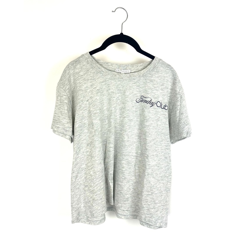 Gray Short-Sleeve “Sunday Club” T-Shirt- Size 2/4