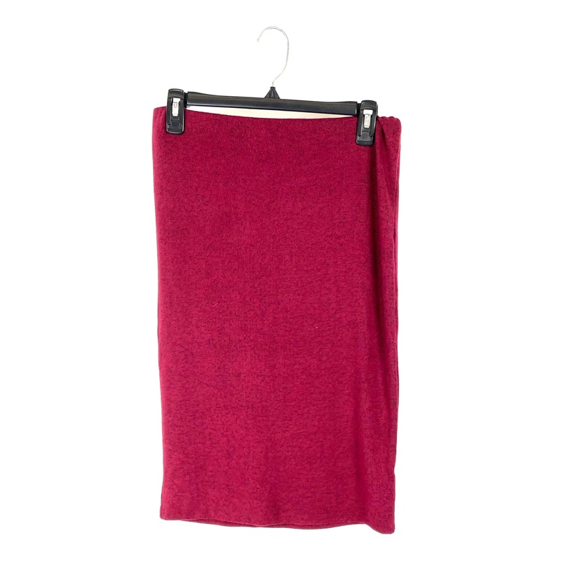Red Pencil Skirt – Large