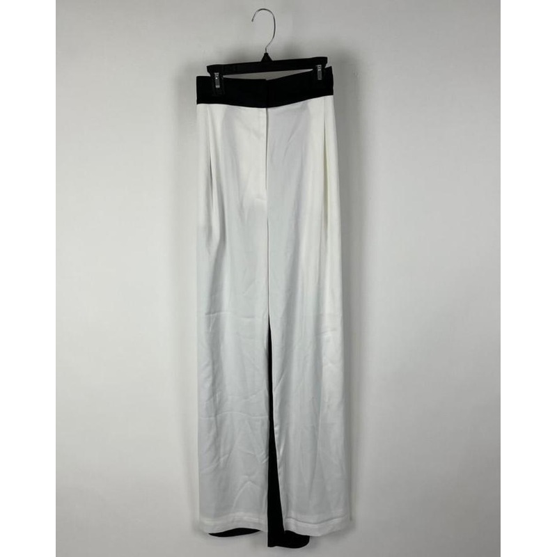 Black and White Wide Leg Pants – Size 4 size 4
