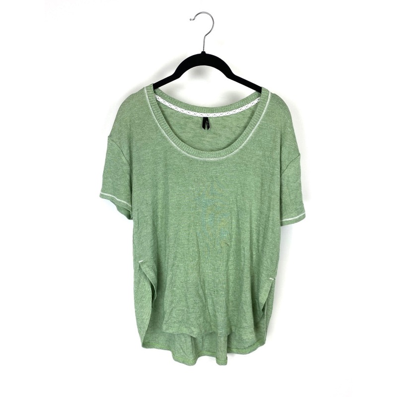 Soft Green Top – Small