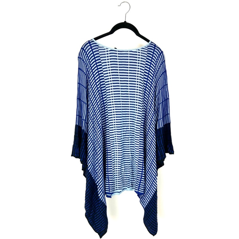 Blue Pattern Handkerchief Tunic Top – Extra Small