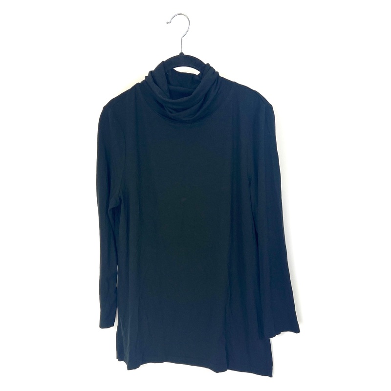 Black Turtle Neck Long Sleeve – Size 2-4