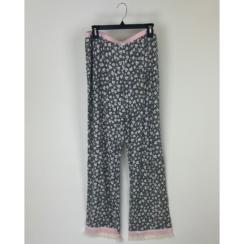 Light Gray Flower Print Pajama Pants – 1X
