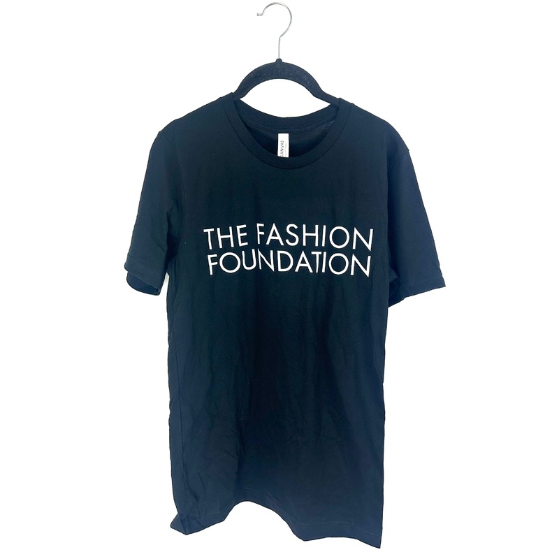 Logo T-Shirt – Unisex – XS – 3XL Extra Small