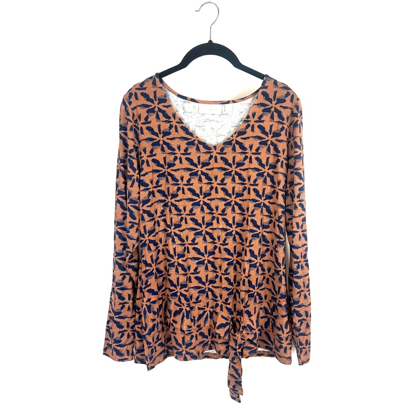 Brown Abstract Long Sleeve V-Neck Top – Size 6/8