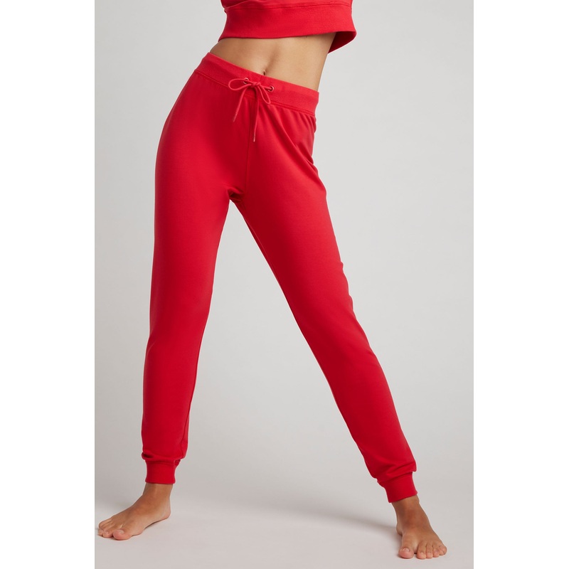 Club Jogger in Cherry XS Cherry